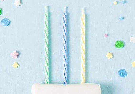 Long Spiral Birthday Cake Candles Smokeless 24 Pcs Blue / Green / Yellow Color